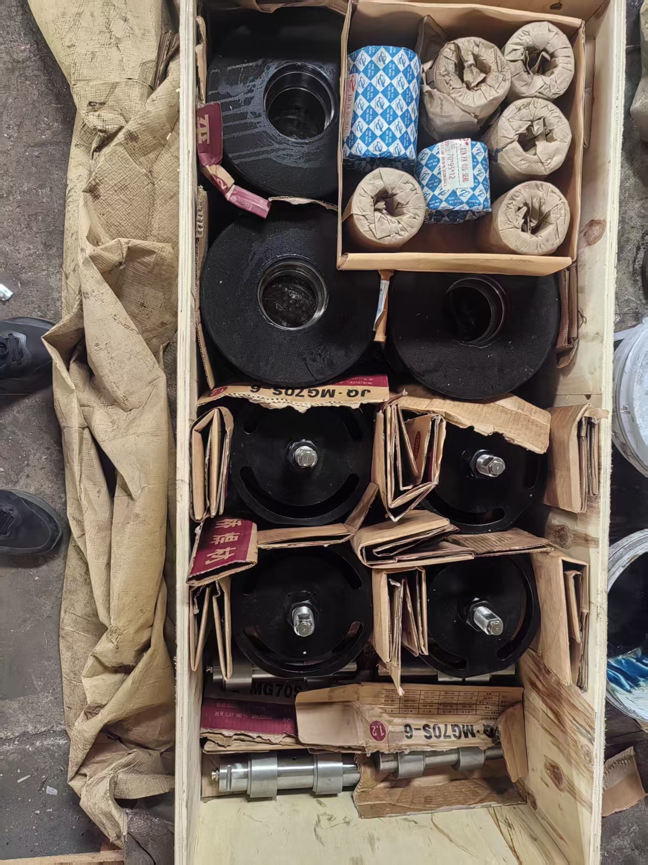 1791334546332177.jpg 2nd-batch-03-case-rollers-shafts.jpg