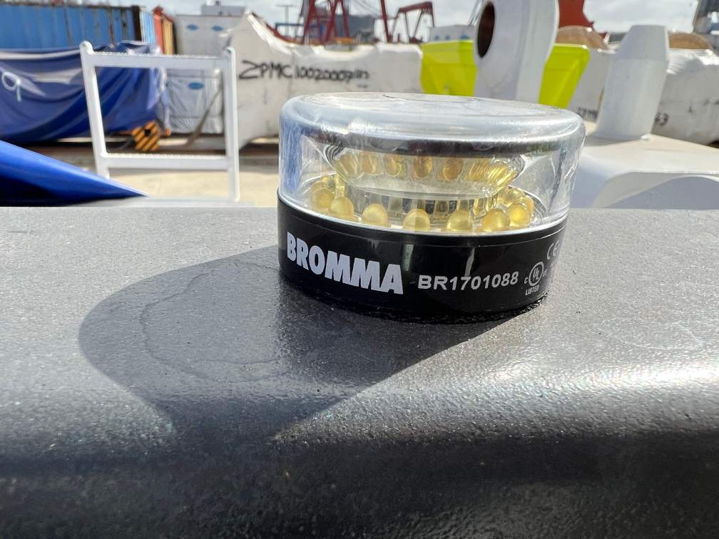 LED Yellow Light Type: BR1701088